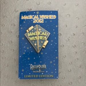 Disney Limited Edition Magical Wishes 2012 Blue and Gold Pin for Passholders